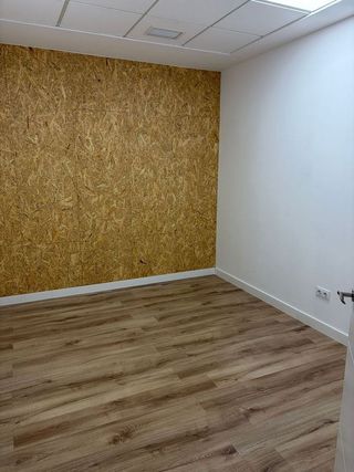 Local comercial en alquiler en Las Salinas en Roquetas de Mar