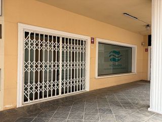 Local comercial en alquiler en Las Salinas en Roquetas de Mar