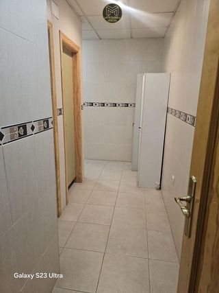 Local comercial en venta en Renfe - Bulevar 1º y 2º Fase en Jaén