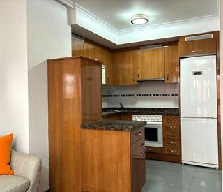 Piso en alquiler en Centro en Gijón