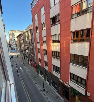 Piso en alquiler en Centro en Gijón