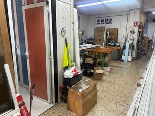 Local comercial en venta en El Castell-Poble Vell en Castelldefels