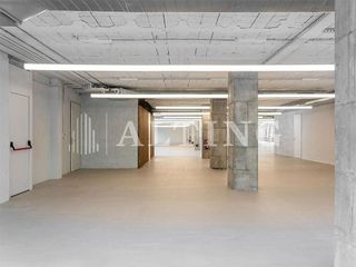 Oficina en alquiler en La Maternitat i Sant Ramon en Barcelona