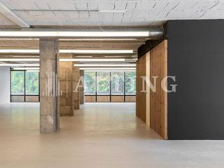 Oficina en alquiler en La Maternitat i Sant Ramon en Barcelona