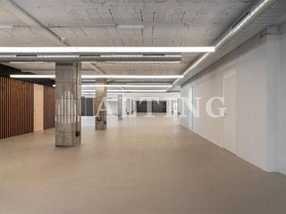 Oficina en alquiler en La Maternitat i Sant Ramon en Barcelona