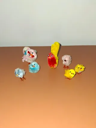 Scatola di bambole in plastica