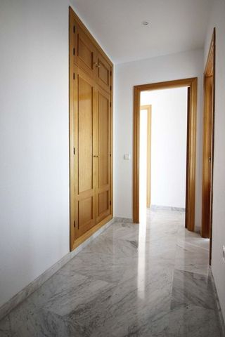 Piso en alquiler en Playa de la Fontanilla en Marbella