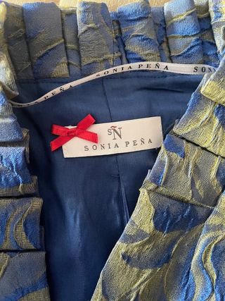 Traje Madrina Sonia Peña Talla 48