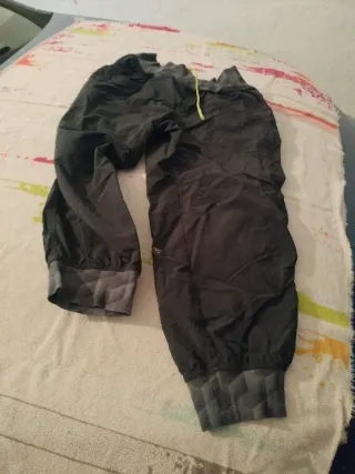 Conjunto Zumba: Pantalones y Top. Uno 5€   5-20€