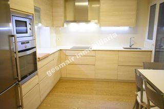 Piso en alquiler en Zona de Plaza de Barcelos en Pontevedra