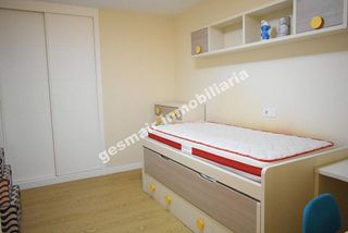 Piso en alquiler en Zona de Plaza de Barcelos en Pontevedra