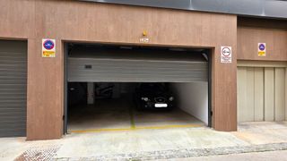 Garaje en alquiler en Girón - Las Delicias - Tabacalera en Málaga