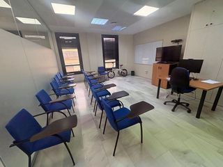 Oficina en alquiler en Zona Centro en Córdoba