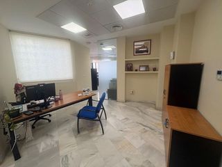 Oficina en alquiler en Zona Centro en Córdoba