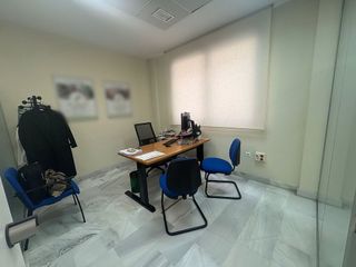 Oficina en alquiler en Zona Centro en Córdoba