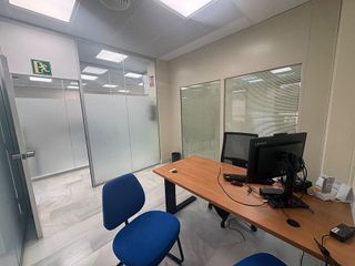 Oficina en alquiler en Zona Centro en Córdoba