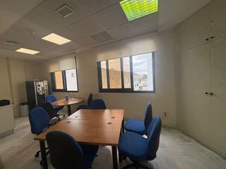 Oficina en alquiler en Zona Centro en Córdoba