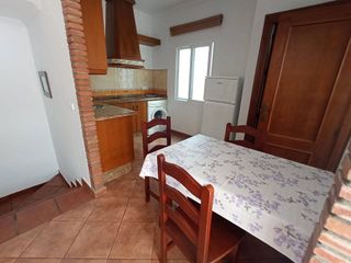 Ático en alquiler en Las Cancelas - Valdeolletas en Marbella