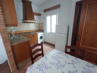 Ático en alquiler en Las Cancelas - Valdeolletas en Marbella