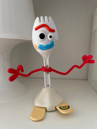 Figura Coleccionable Forky Toy Story 4 y otro
