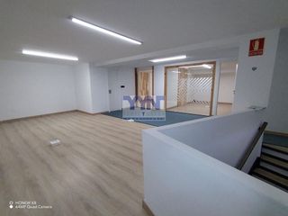 Local comercial en alquiler en Alto del Castaño en Narón