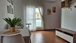 Ático en alquiler en Parque Mediterráneo - Santa Paula en Málaga