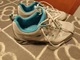 Zapatillas Columbia Techlite Gris y Turquesa