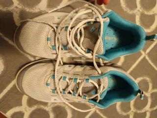 Zapatillas Columbia Techlite Gris y Turquesa