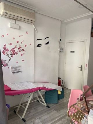 Local comercial en alquiler en Mercado en Alicante