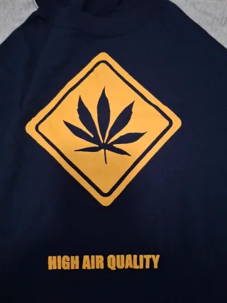 Camiseta High Air Quality hoja marihuana