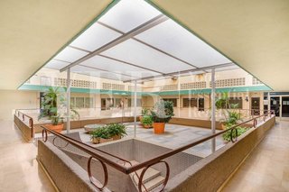 Local comercial en alquiler en Ensanche - Diputación en Alicante