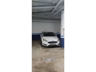 Garaje en venta en Roca del Vallès, la