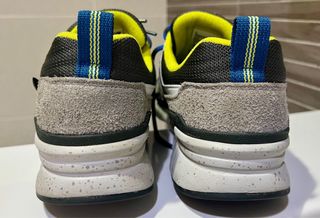 New Balance 997H Cordura Negro Gris