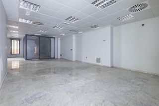 Local comercial en venta en Iznalloz