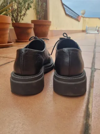 Zapatos de vestir con cordones de cuero