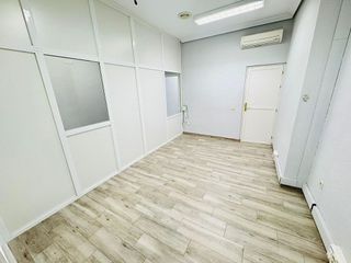 Local comercial en alquiler en Buenavista-Valparaíso-La Legua en Toledo
