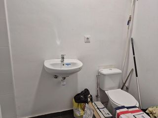 Local comercial en venta en El Baix Guinardó en Barcelona