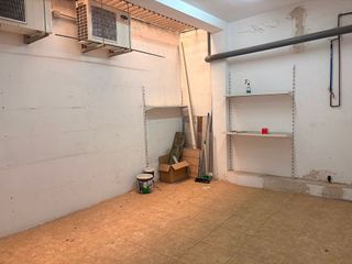 Local comercial en alquiler en La Plana en Esplugues de Llobregat