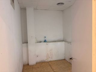 Local comercial en alquiler en La Plana en Esplugues de Llobregat