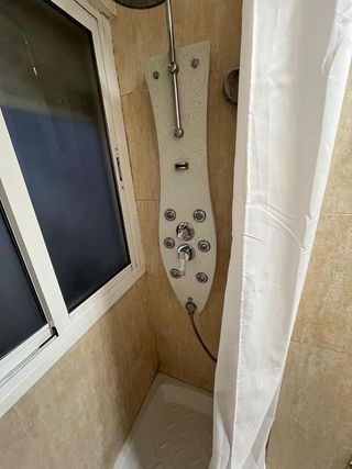 Piso en alquiler en Cruz Roja en Sevilla