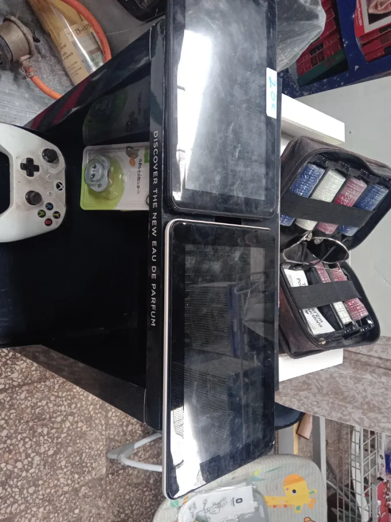 2 Tablets Negras 30€