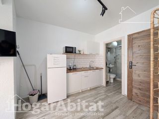 Edificio en venta en Carolinas Bajas en Alicante