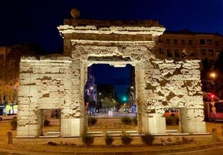 Garaje en alquiler en Plaza de Toros en Zaragoza
