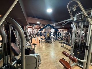 Edificio en venta en Centro en Santa Pola