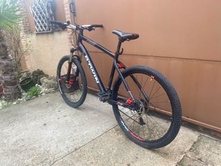 Bici Rockrider ST 540 XL Negra y Roja