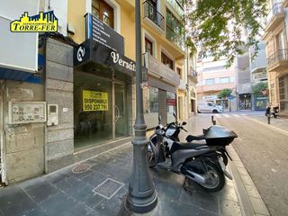 Local comercial en alquiler en Centro en Almería