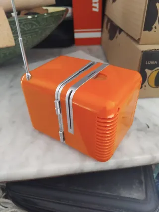 Radio Brionvega Naranja