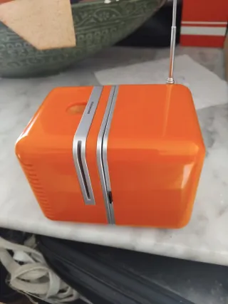 Radio Brionvega Naranja