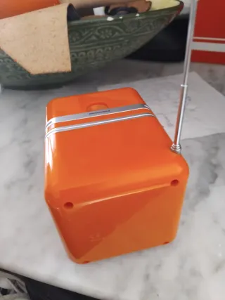 Radio Brionvega Naranja