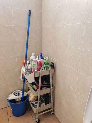 Carrito organizador color gris